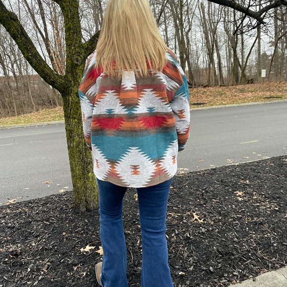 Aztec shacket - Picture 2 of 2